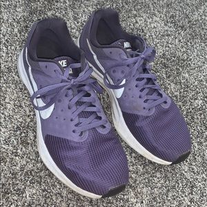 nike running sneakers